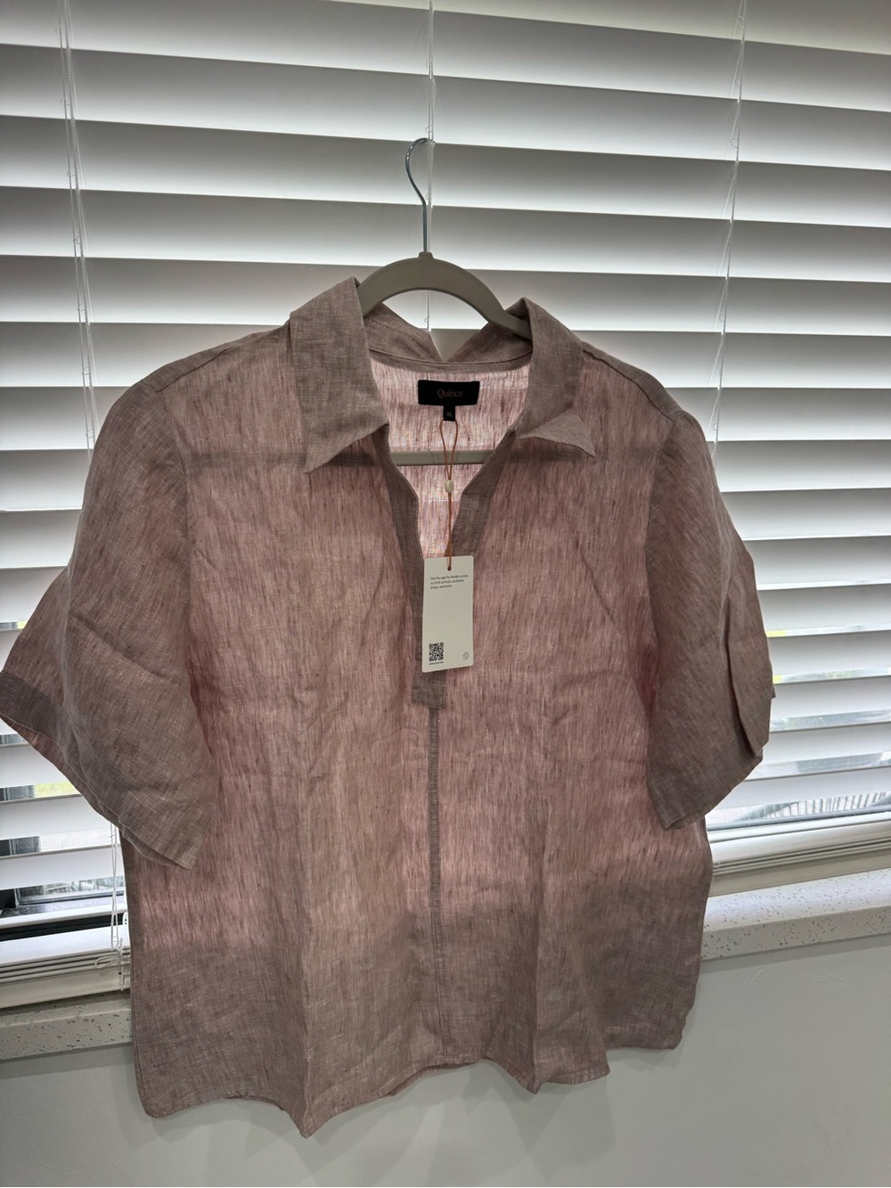 Quince Men's Short-Sleeve Button-Down Shirt in Dusty Pink